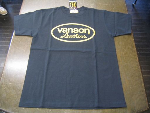 VANSON/BLK WHT/\3990