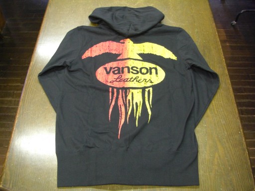 VANSON/BLK  WHT/\8900